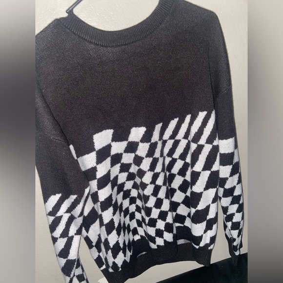 H&M knitted checker sweater - Picture 2 of 6